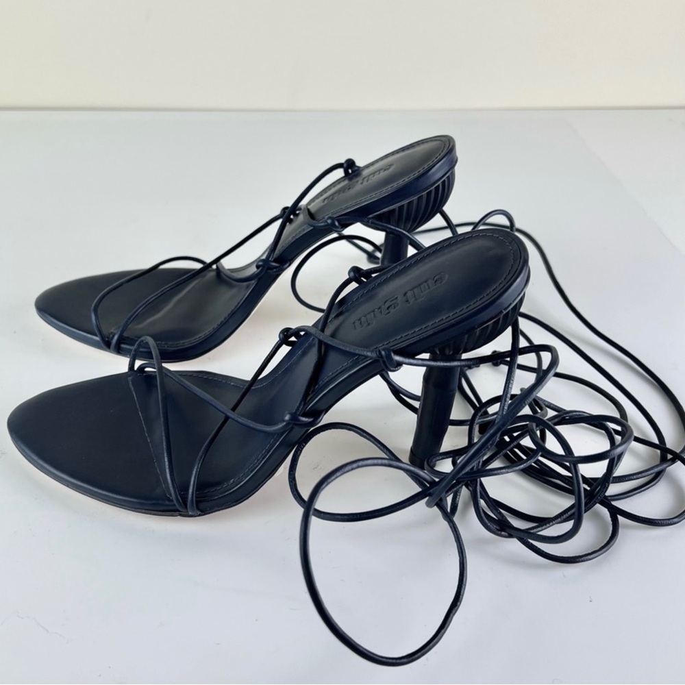 NEW CULT GAIA NAVY LEATHER STRAPPY SANDALS - Picture 5 of 14